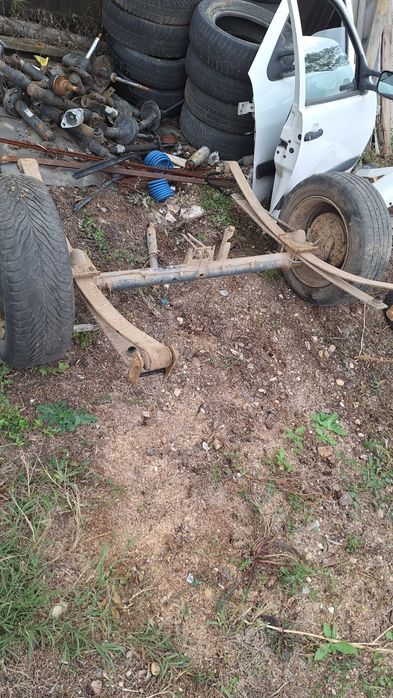 Punte cu arcuri remorca