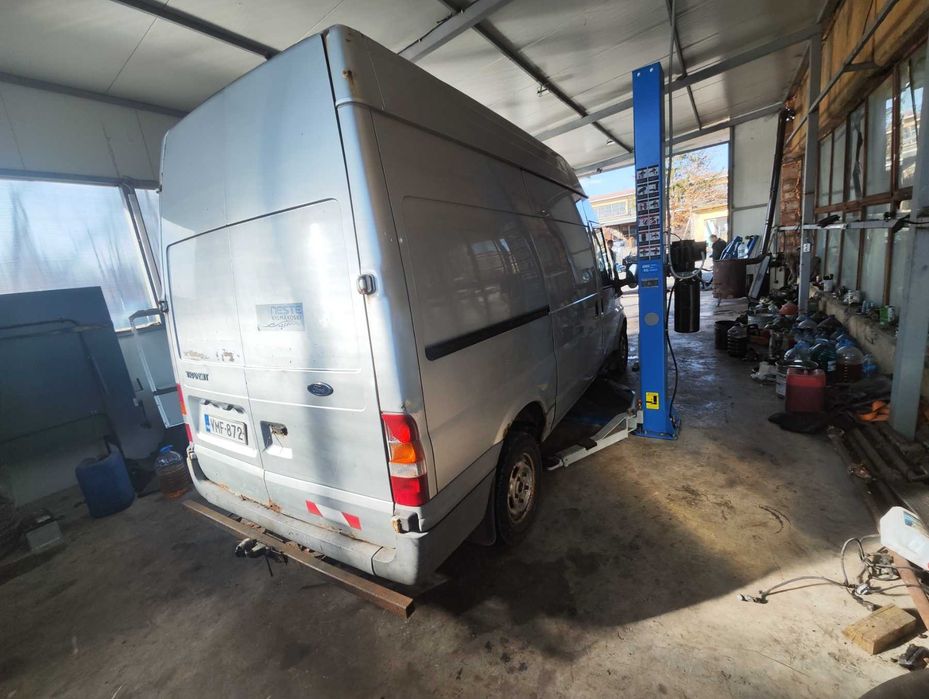 Ford Transit 2002г на части