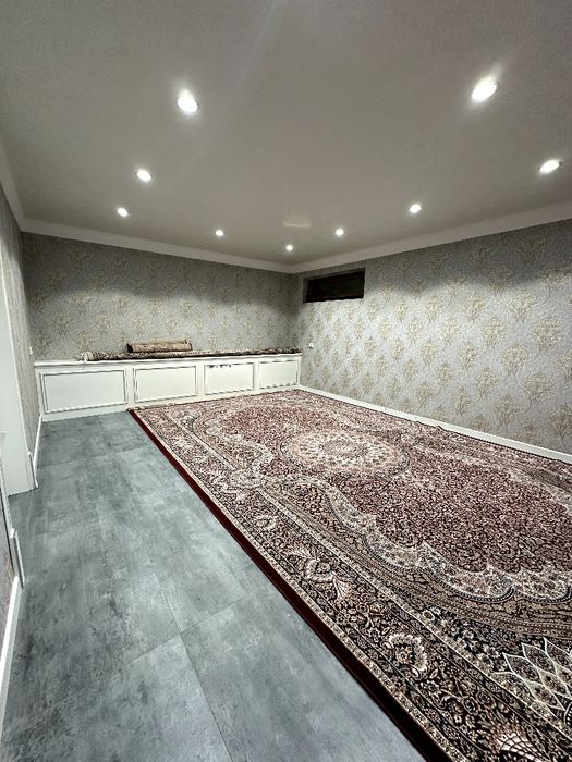 Katta Qozirobodda yangi hovli arendaga beraman