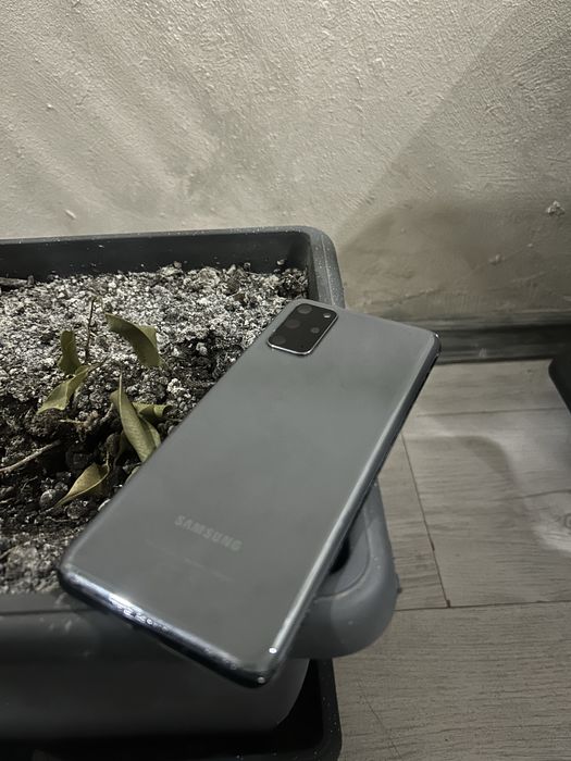 Samsung S20 plus 5G 12GB Ram
