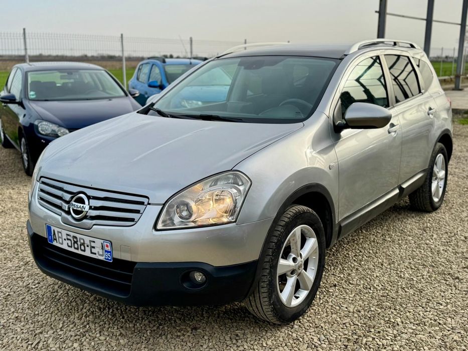 Vând Nissan Qashqai 4500 euro negociabil