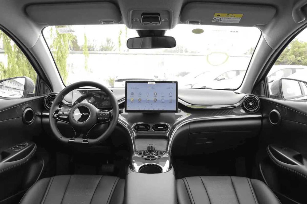 Yangi BYD E2 405km Luxe 2025 Rasmiy dilerdan kafolat bilan