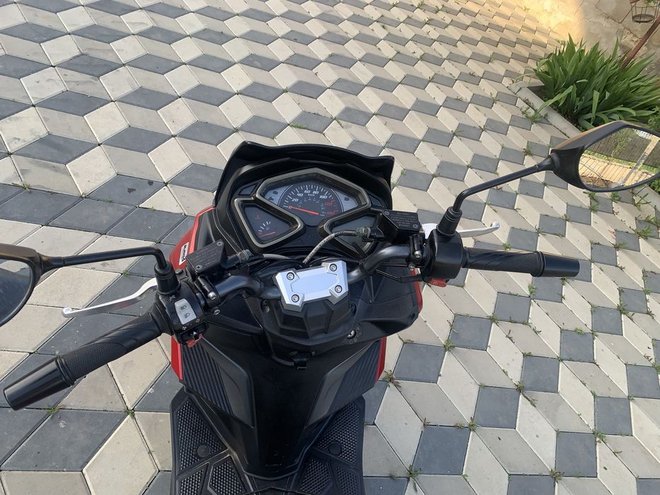Scuter jet 125 i 200