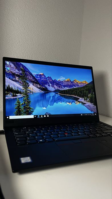 Lenovo Thinkpad X1 Carbon (7) - Win10 Pro, i5, 8GB, 256GB