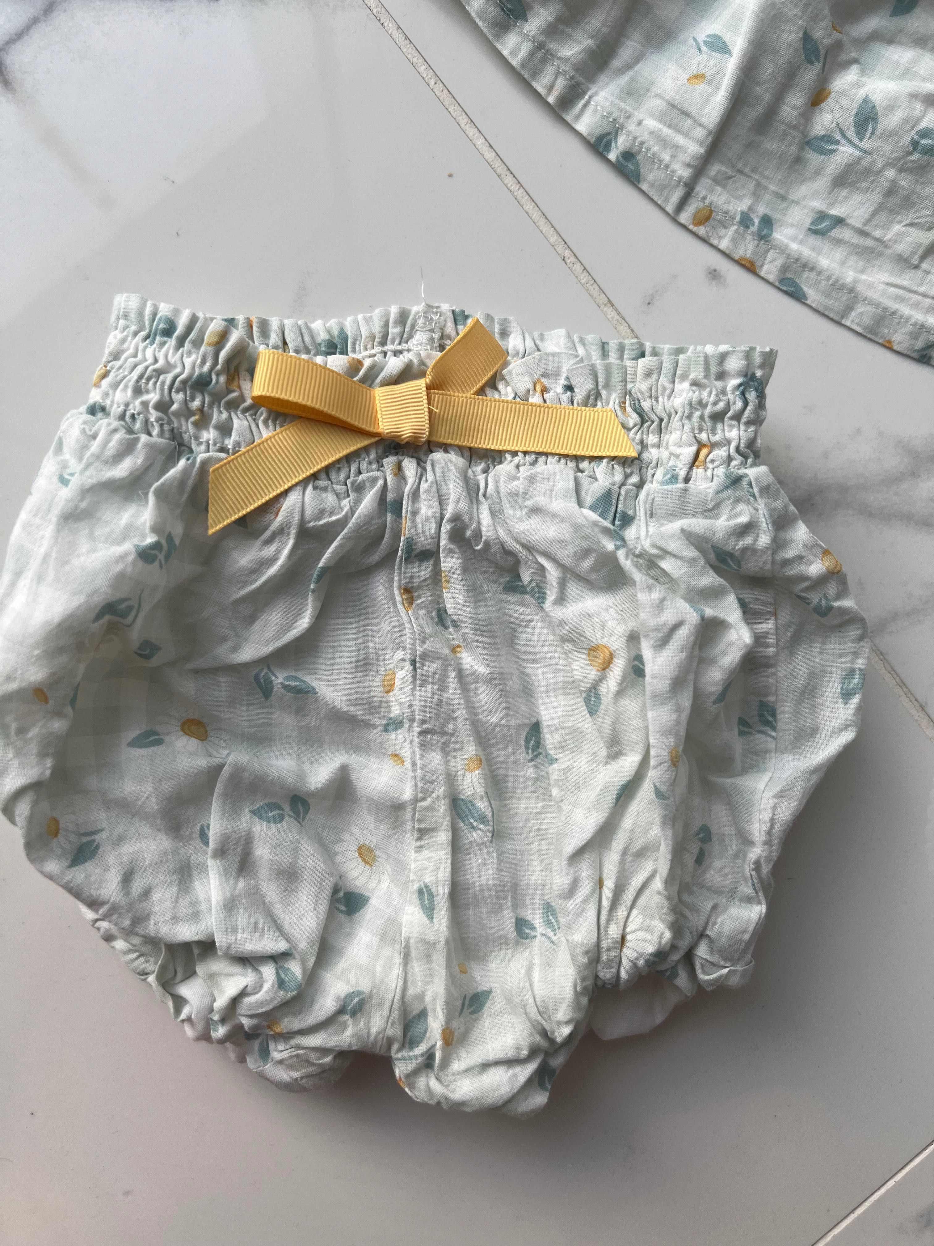 Guess рокля/Бебешки дрехи 3-6М