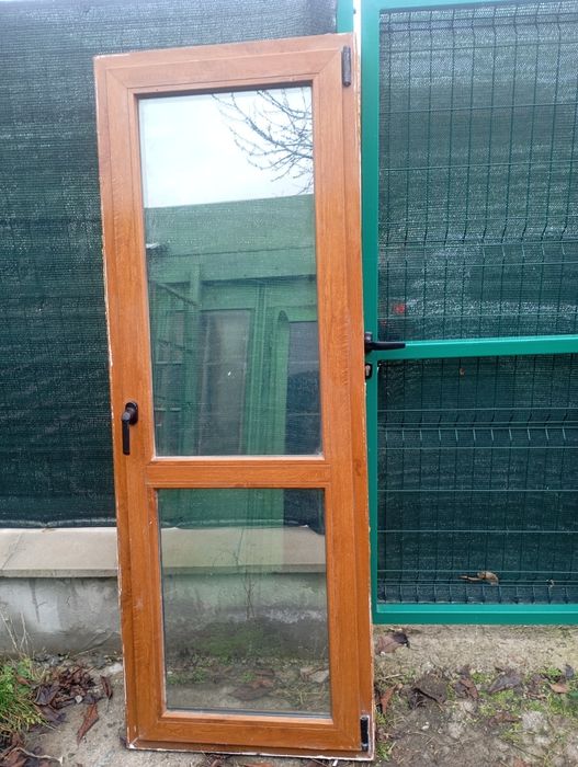 PVC Балконска врата 5-камерна цвят: Златен дъб