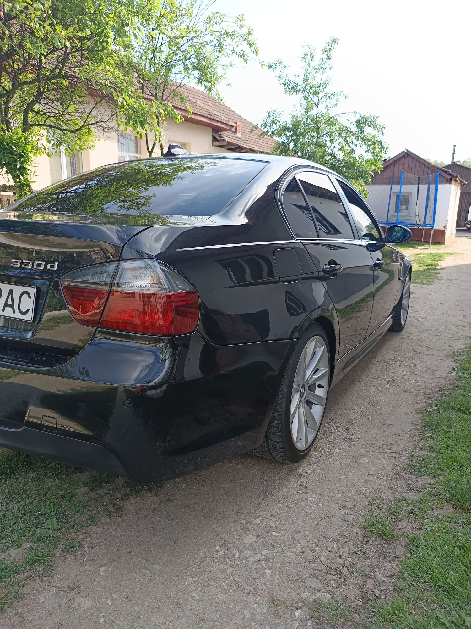 BMW 330d 231 cp M57