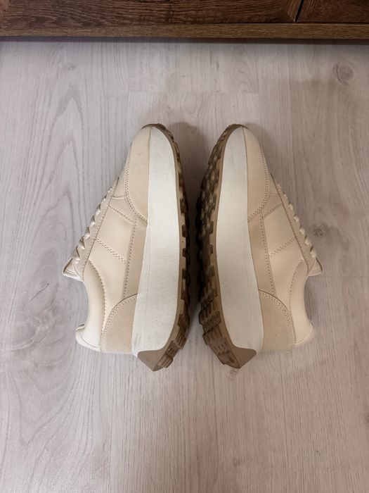 Дамски сникърси Reserved