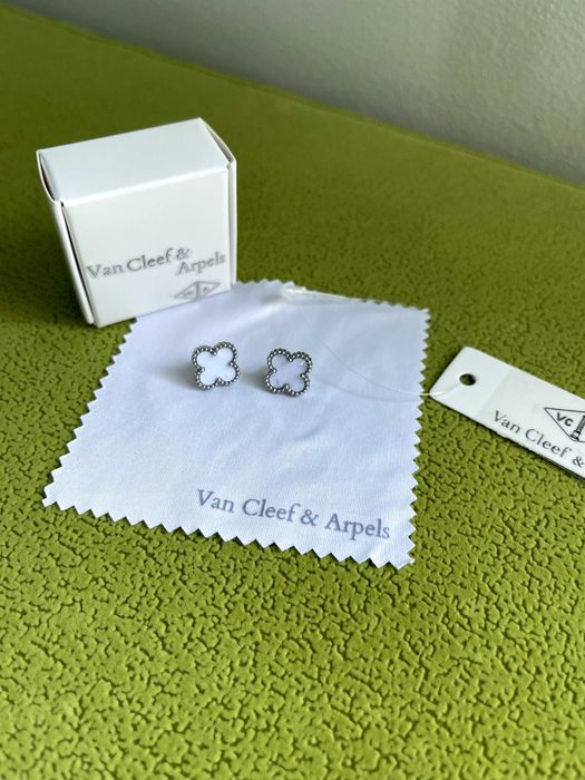 бели обеци сребърни ван клиф детелина неръждаема стомана van cleef