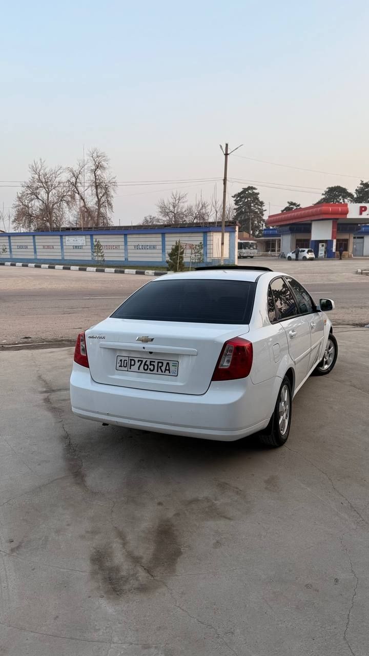 Lacetti 2, Jentra