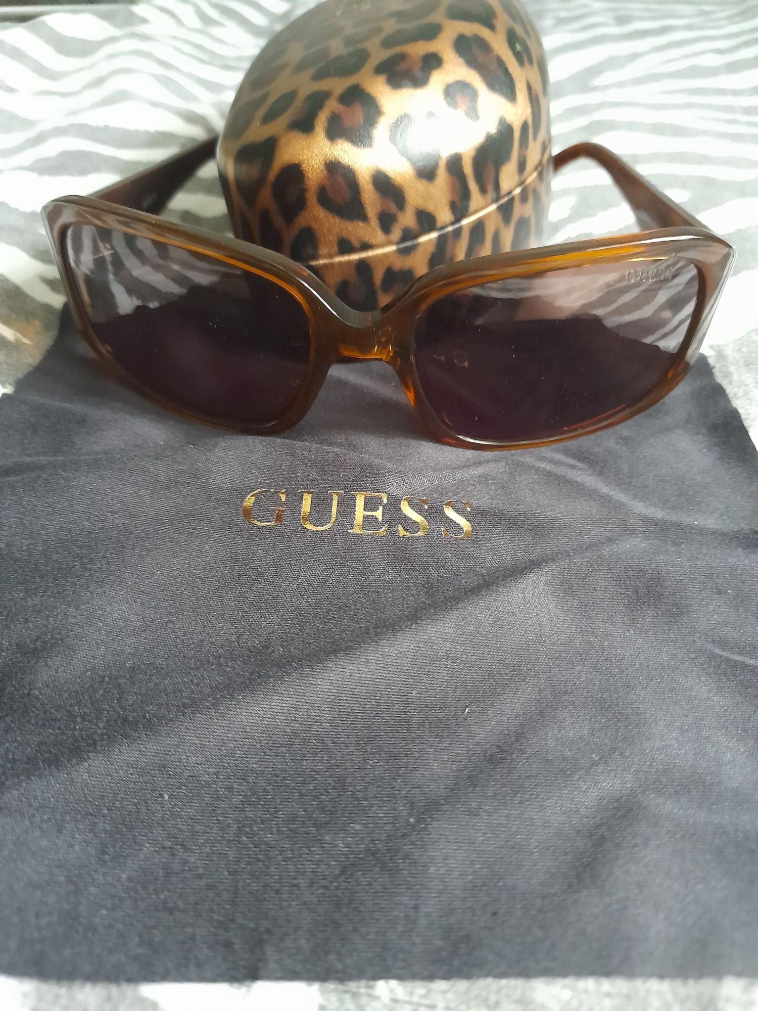 Ochelari dama guess