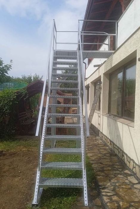 Facem scări de exterior ne deplasăm oriunde în țară