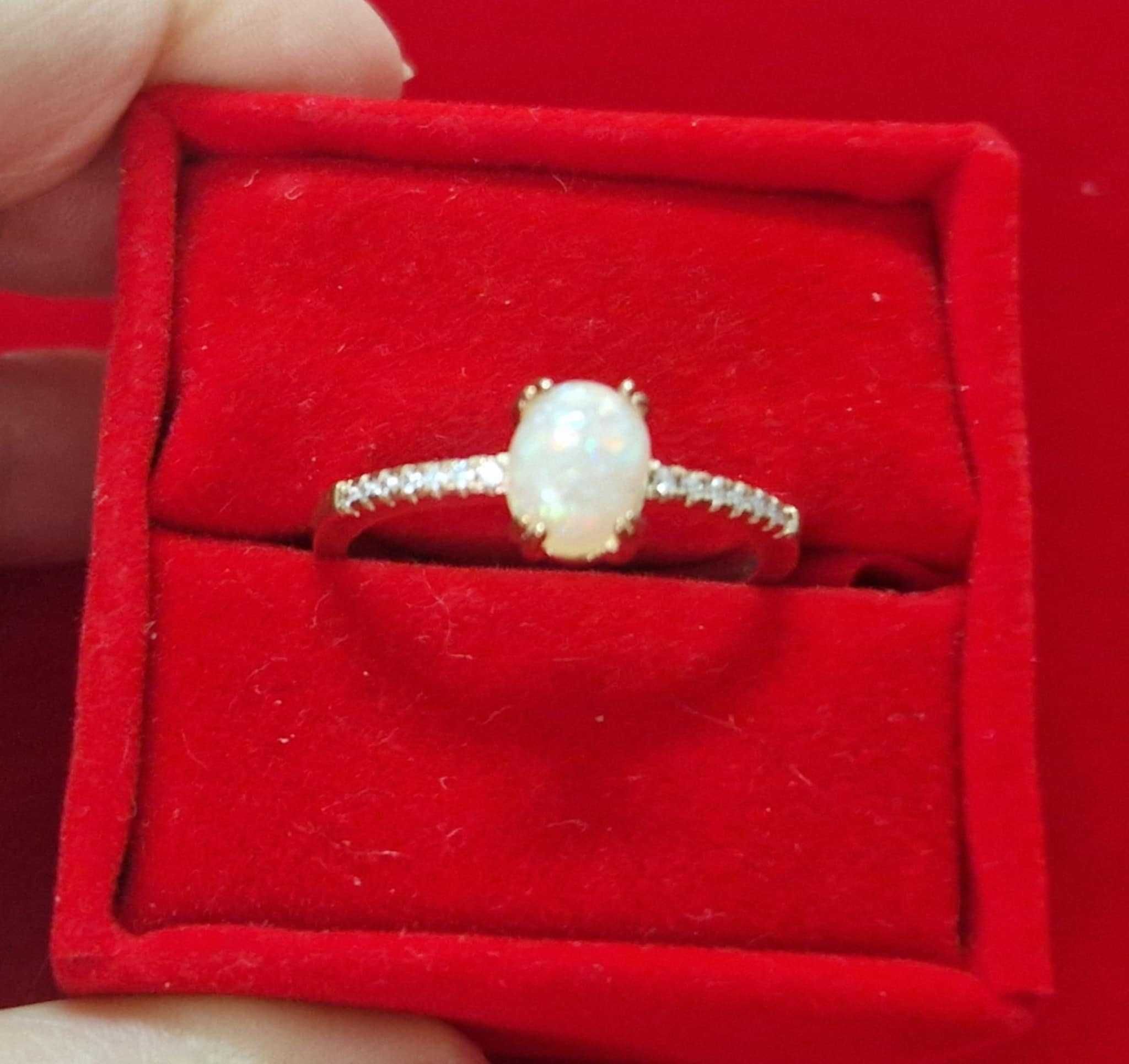 GR78, inel placat cu aur 14k, ideal logodna, zirconii si imitatie opal