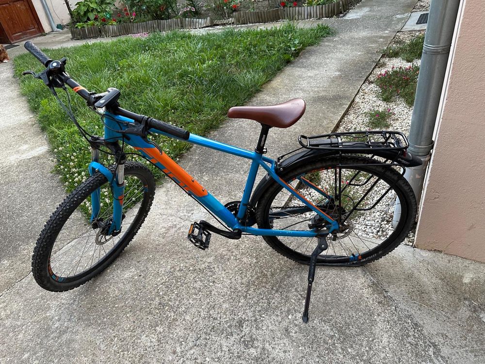 Vand bicicleta BULLS si CUBE