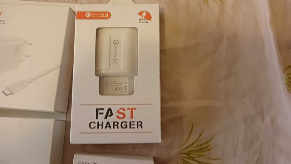 incarcatoare telefon,tableta,cablurii incarcare