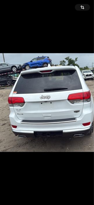 Задна броня  jeep summit