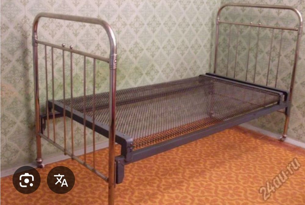 Пружинали кровать сотилади