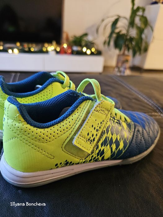 KIPSTA детски стоножки за футбол на закрито/ изкуствена трева