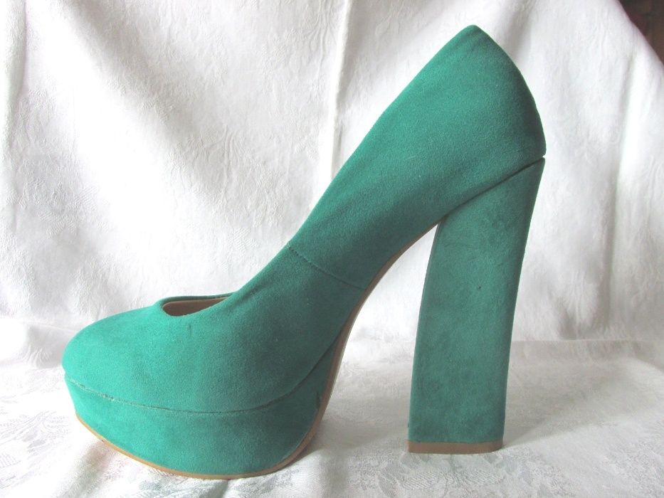 Pantofi dama, catifea verde smarald, toc inalt gros, masura 38