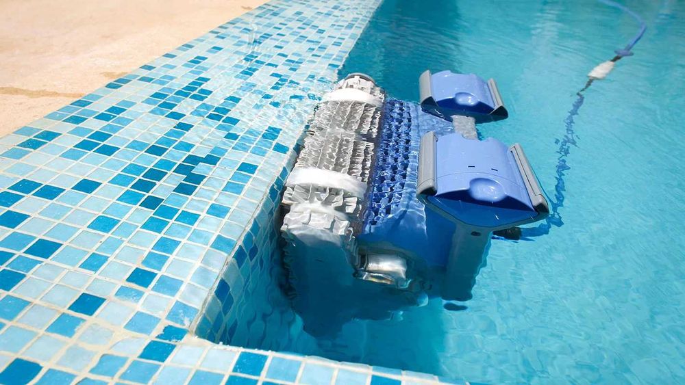 Robot aspirator piscina Maytronics Dolphin Supreme M400