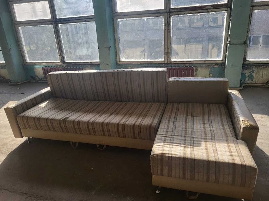 Раскладной спальный диван