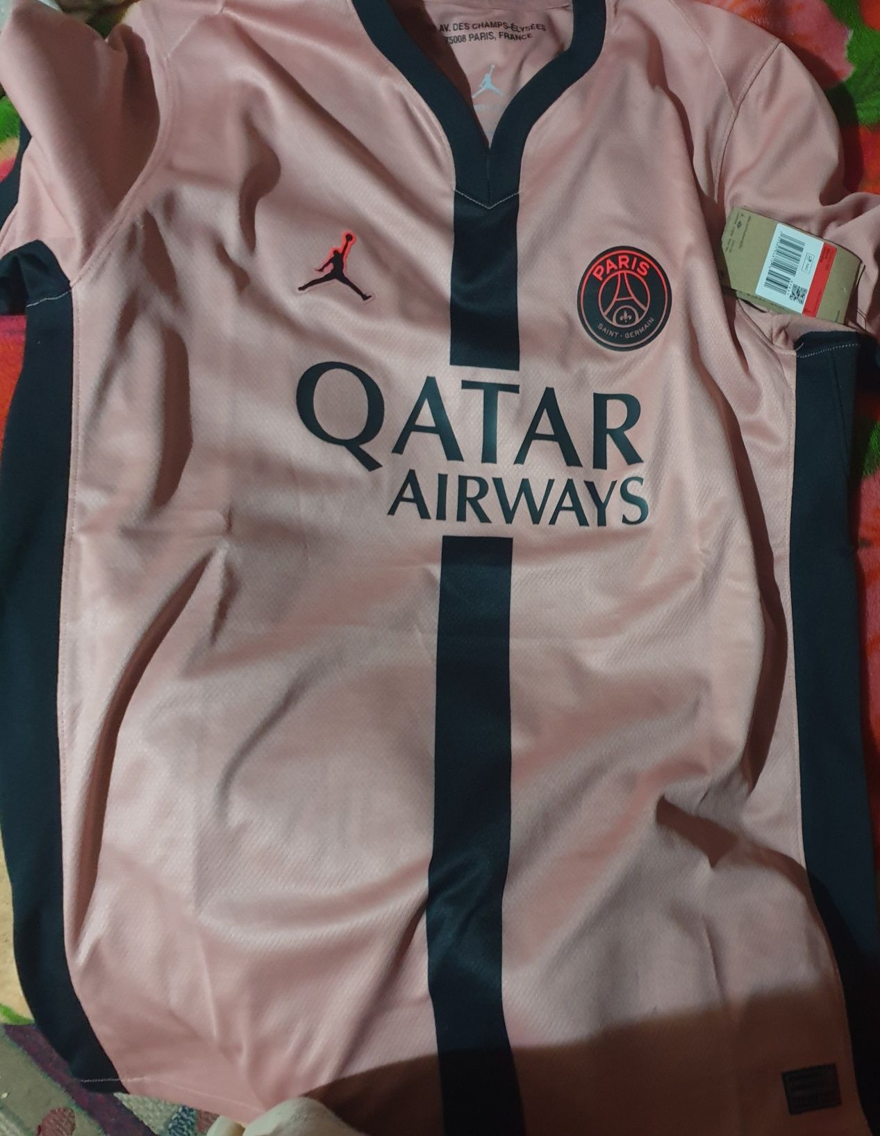 Tricou QATAR AIRVAYS din Franța