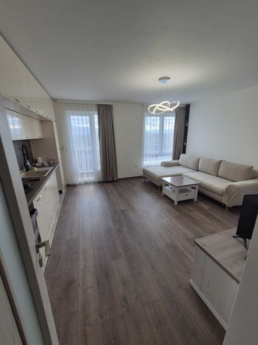 Продава се Тристаен апартамент в Пловдив, Христо Смирненски - 85 кв.м за 1706 €/кв.м - Снимка #1