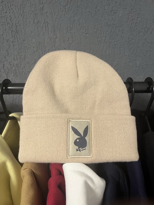Playboy beanie (căciulă)
