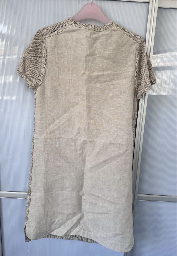 Маркова ленена рокля Massimo Dutti
