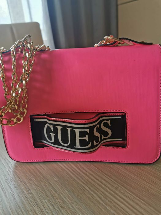 Чанта Guess розова