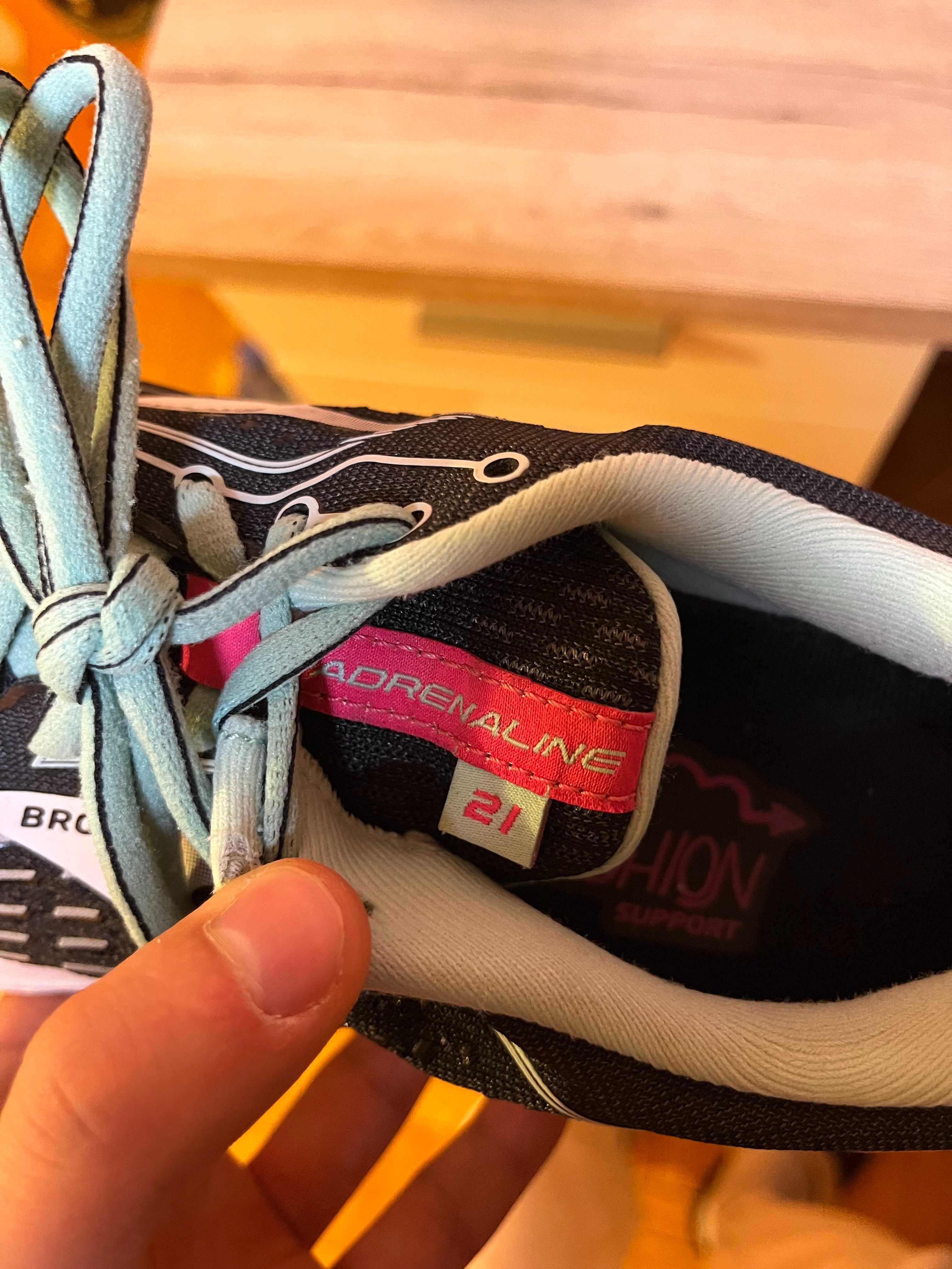 Brooks Adrenaline GTS 21 Дамски Маратонки