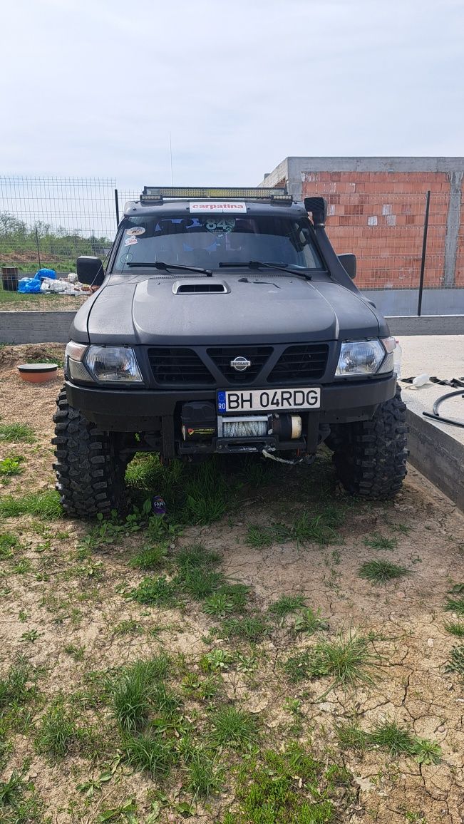 Nissan Patrol Y61 2.8