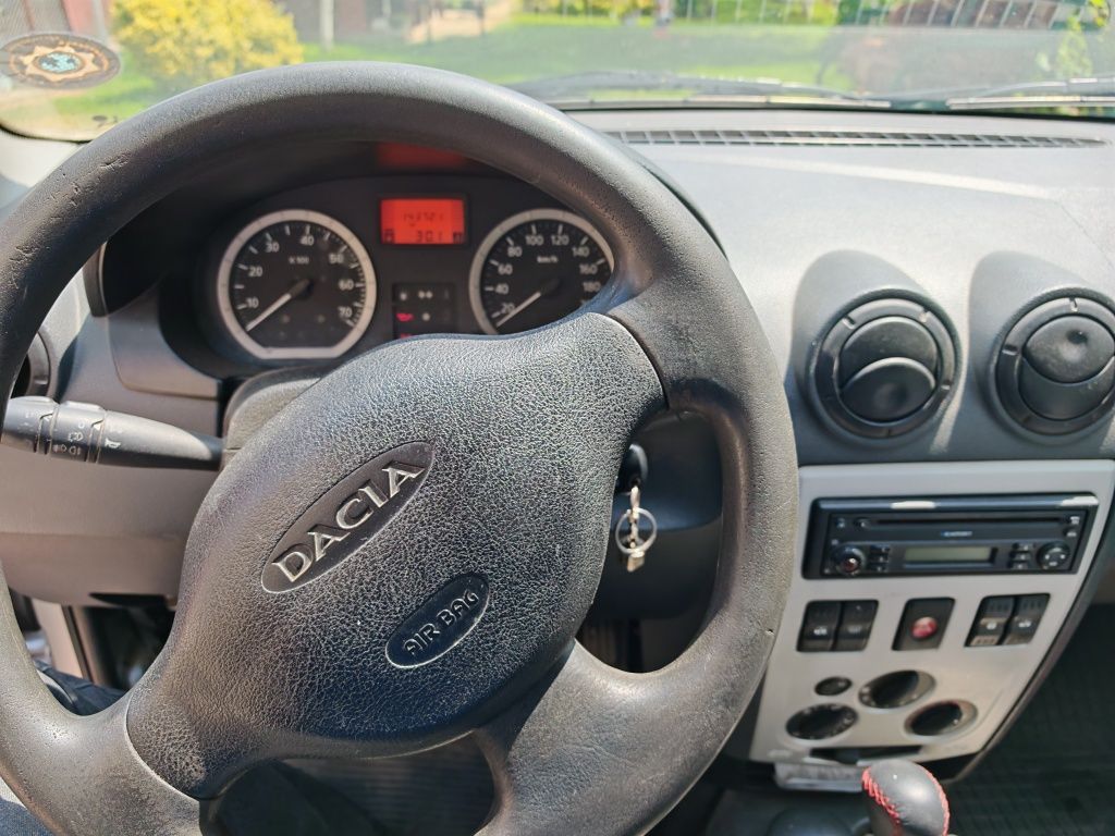 Vând urgent Dacia Logan 1.4 MPI