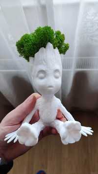 Decoratiune - Baby Groot cu licheni