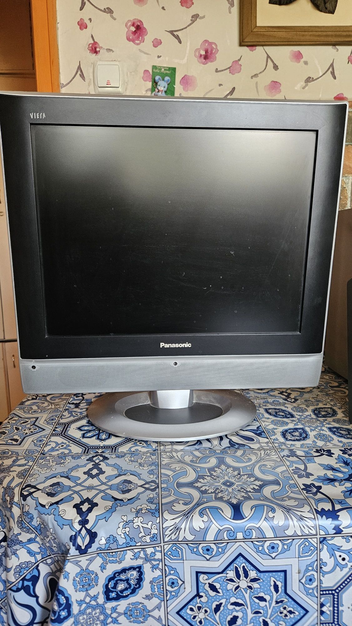 Телевизор Panasonic TX-20LA5P