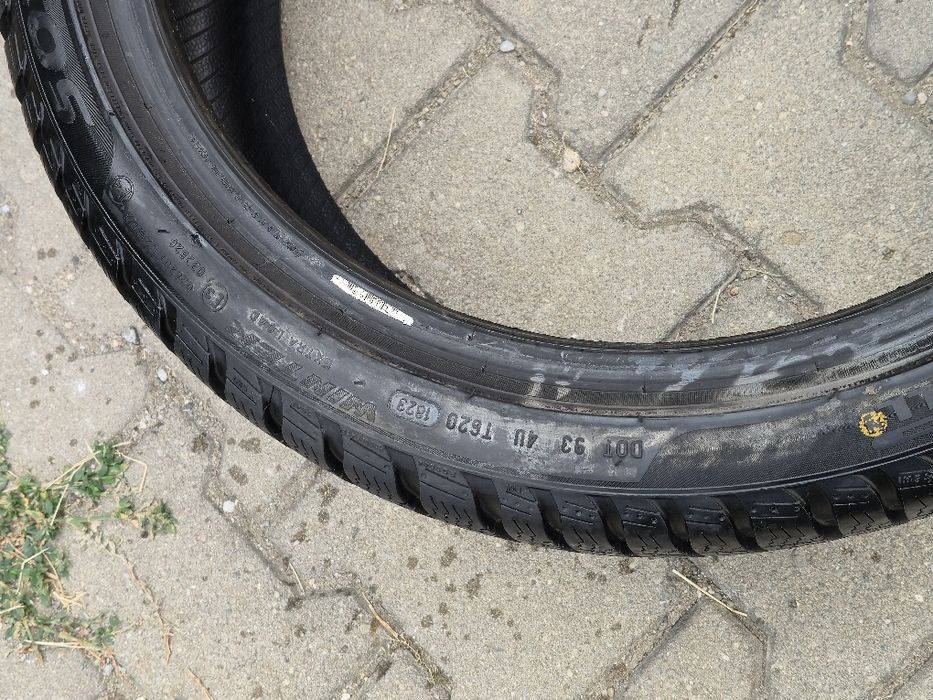 123 456 . .Pirelli