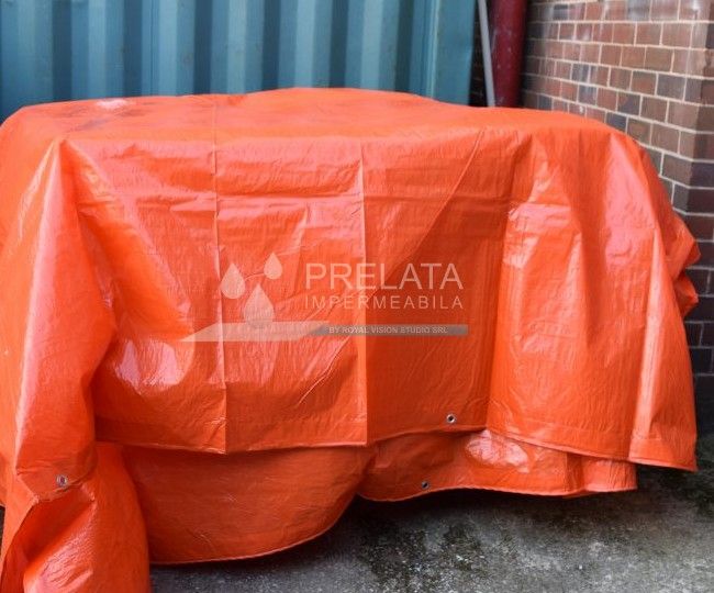 OCAZIE-Prelata impermeabila cu inele, mai multe marimi