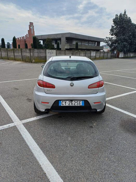 Vand Alfa romeo 147