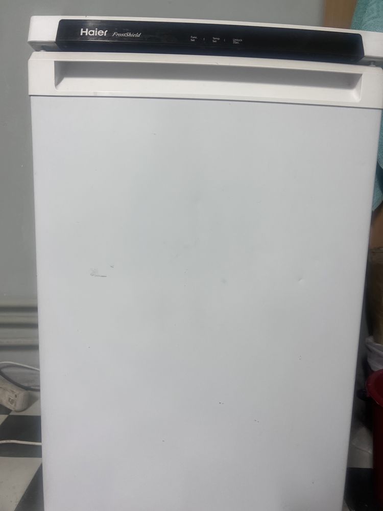 Продам иорозильник в отличном состояний