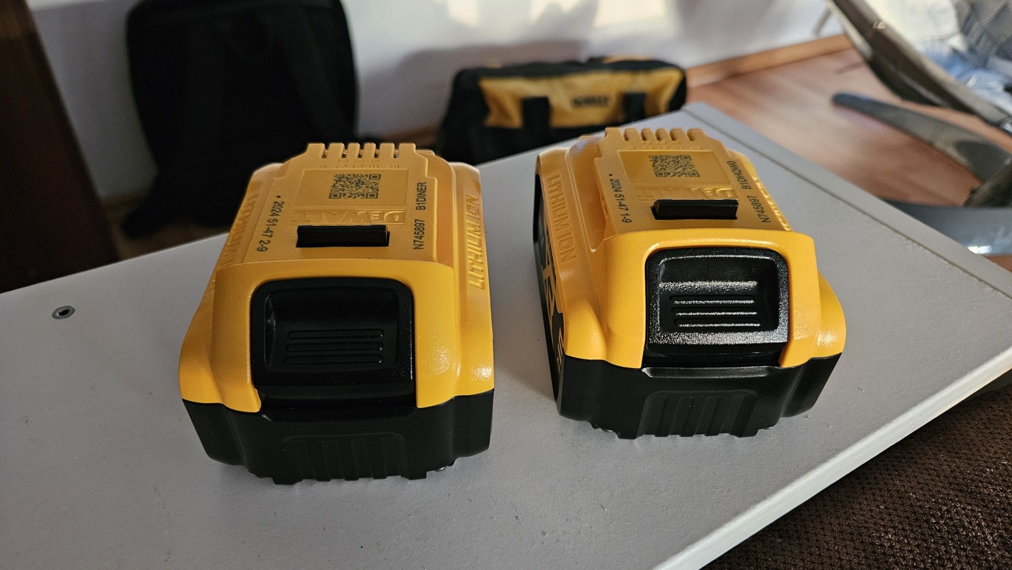 Acumulatori Dewalt 5A 2 bucati