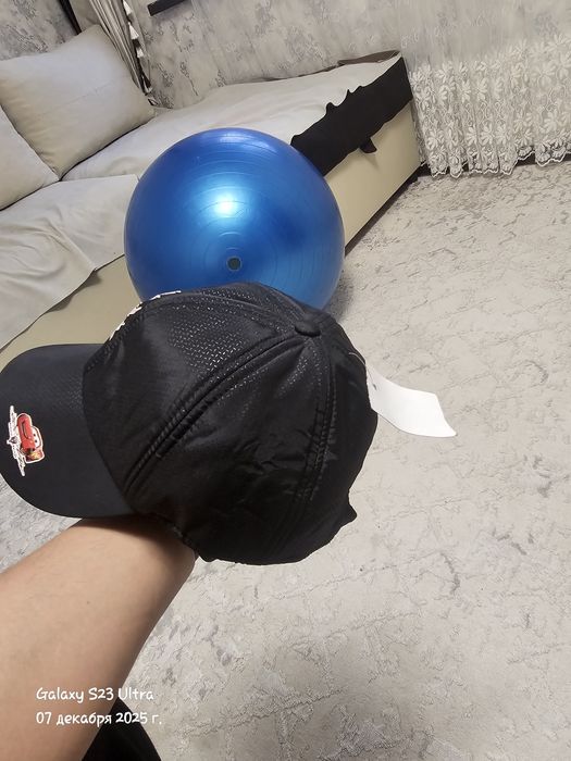 Пррдам детскую утепленную кепку