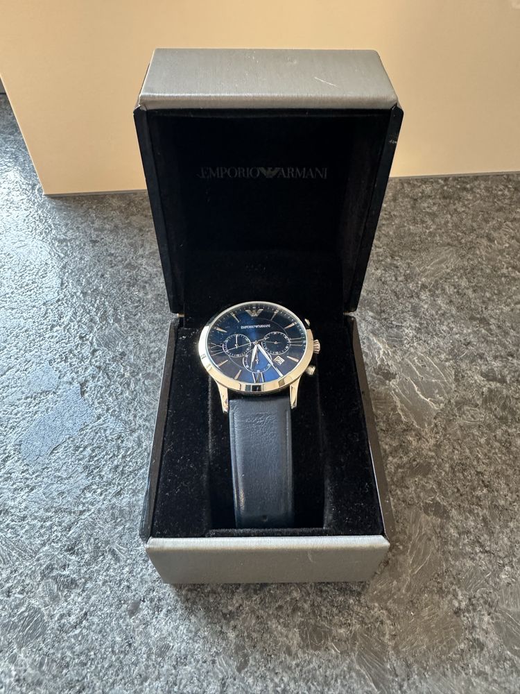 Emporio Armani часовник