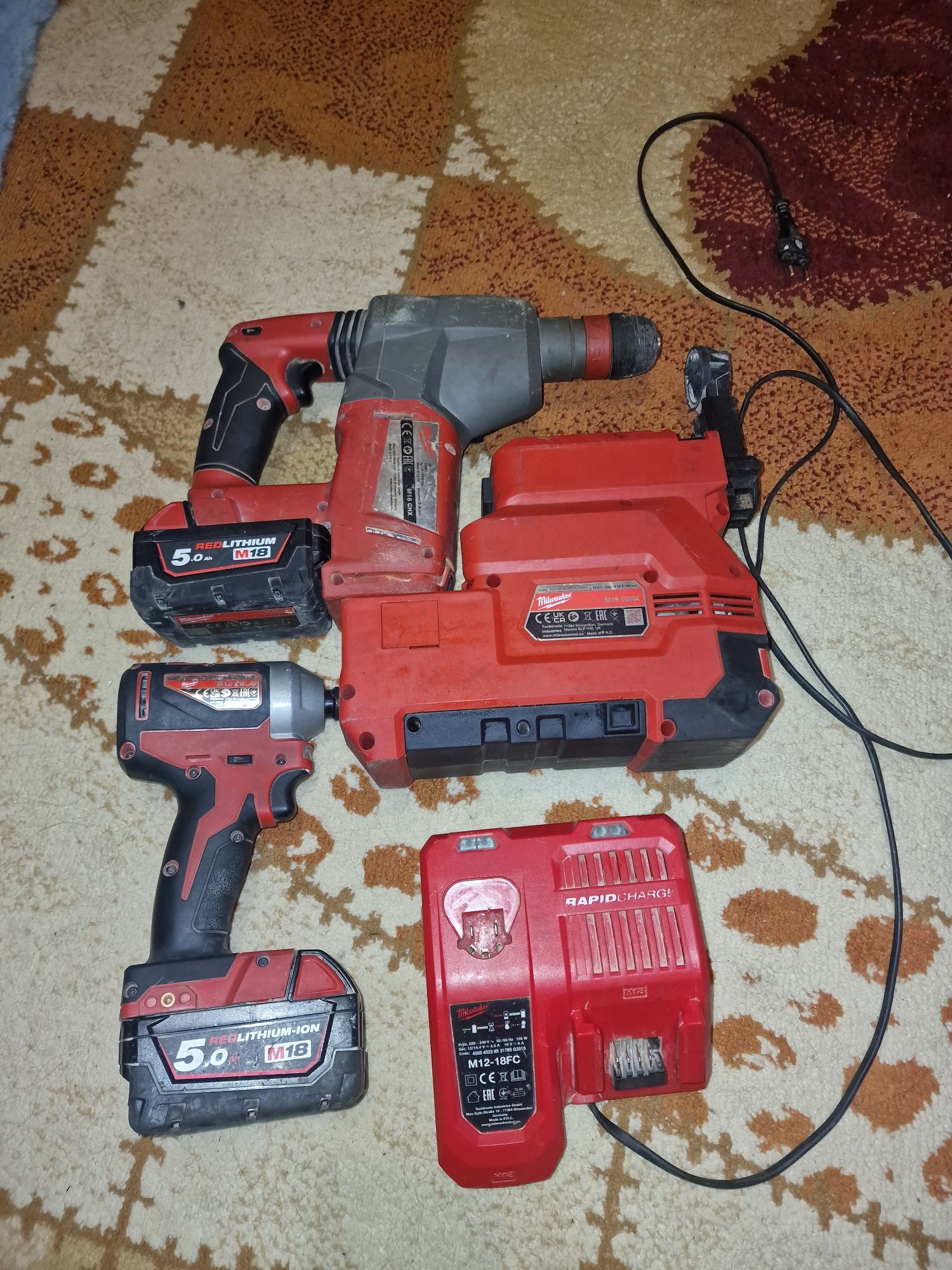 Scule Milwaukee m18