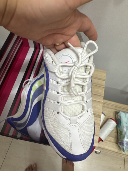 Adidasi Nike marime 36,5 superbi