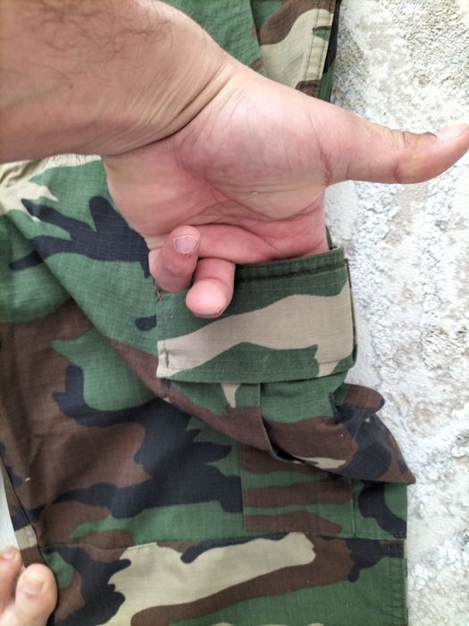 Pantaloni cargo armata