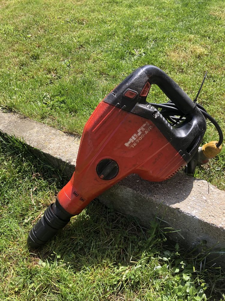 Къртач Hilti TE 700 AVR-11,5 J-1300W-110V