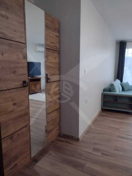 Продава се Едностаен апартамент в Бургас, Център - 72 кв.м за 3035 €/кв.м - Снимка #3