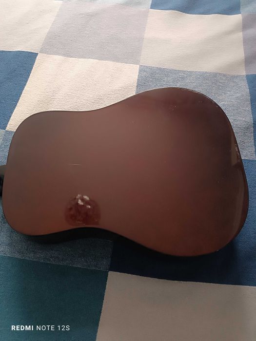 Акустична китара selner