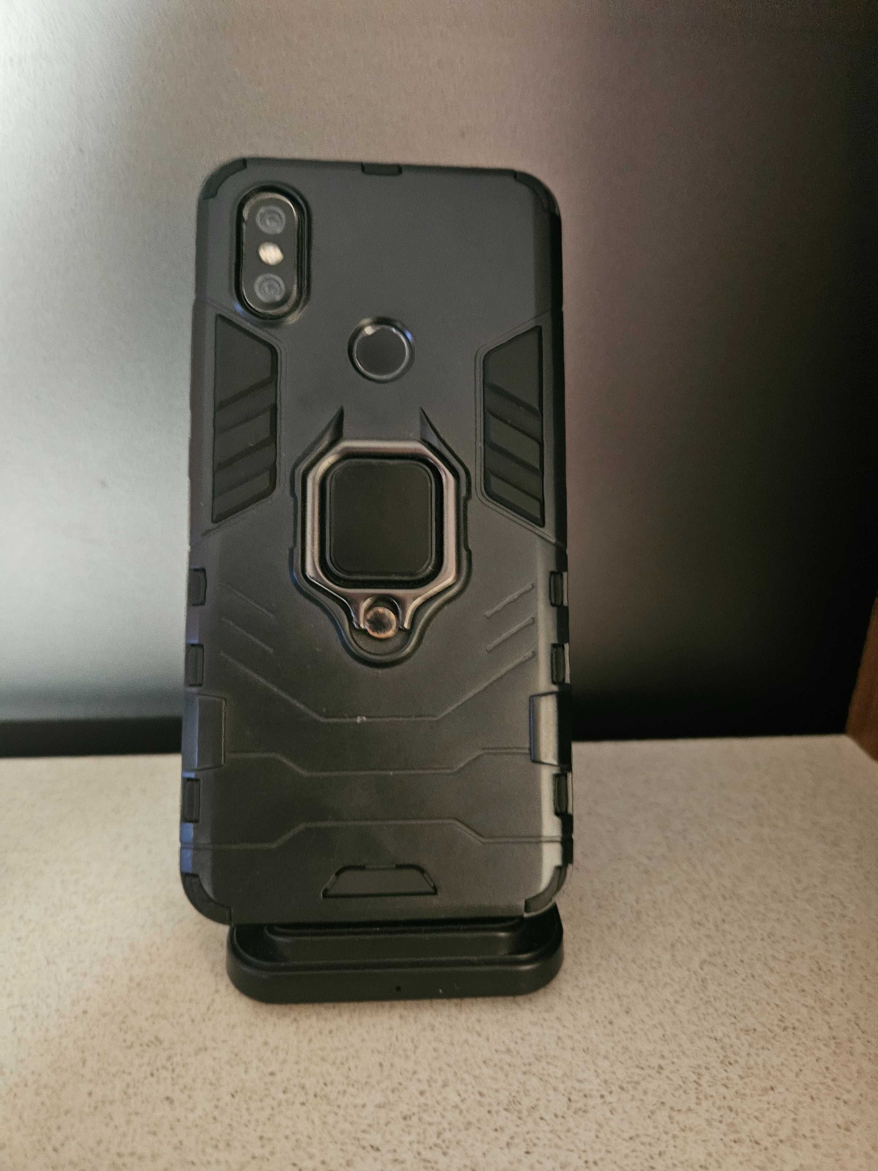 Xiaomi Mi A2 с протектор, калъф и кутия