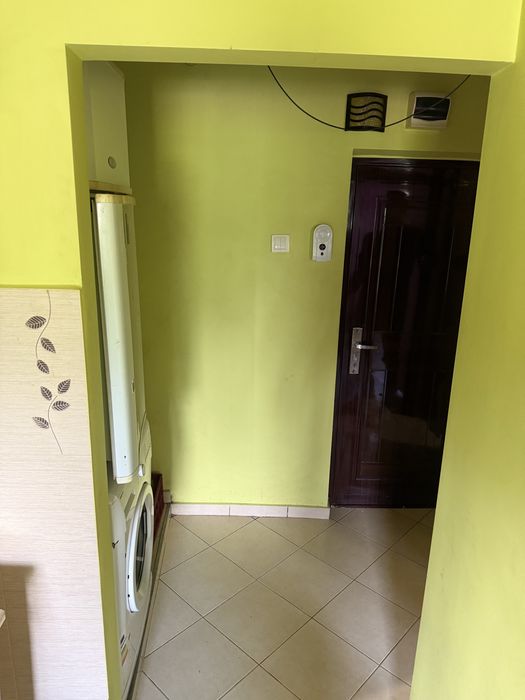 Inchiriez garsoniera 1 Mai